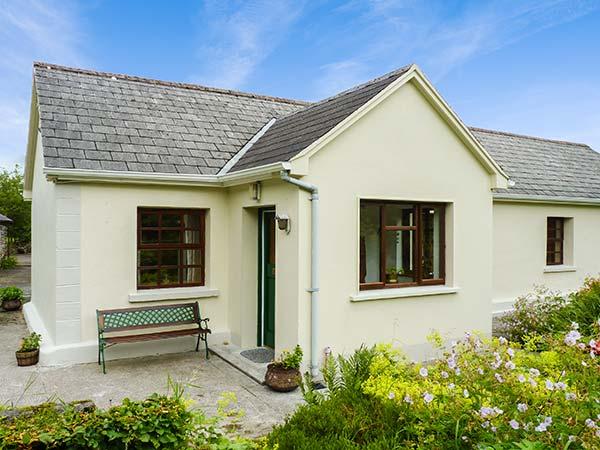Holiday Cottage Reviews for Hawthorn Farm Cottage - Self Catering Property in Tubbercurry, Sligo