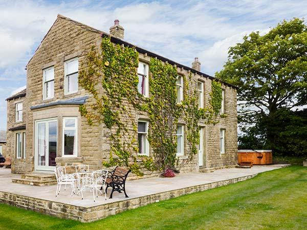 Holiday Cottage Reviews for Cringles House - Self Catering in Addingham, West Yorkshire