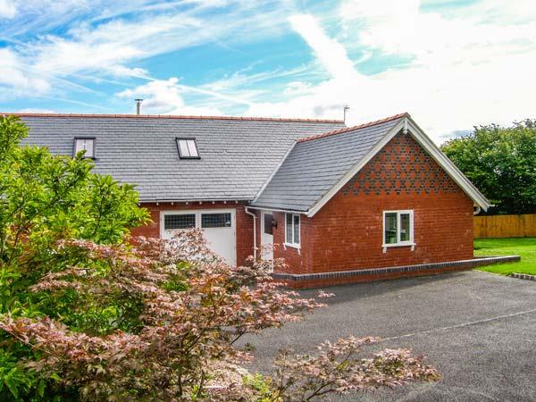 Holiday Cottage Reviews for Douglas Cottage - Self Catering Property in Wrexham Town, Wrexham