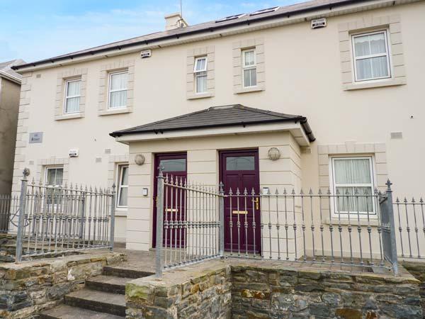 Holiday Cottage Reviews for The Sextant - Holiday Cottage in Kilkee, Clare