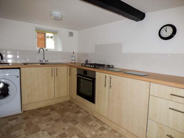 Holiday Cottage Reviews for 2 The Square - Self Catering Property in Chacewater, Cornwall inc Scilly