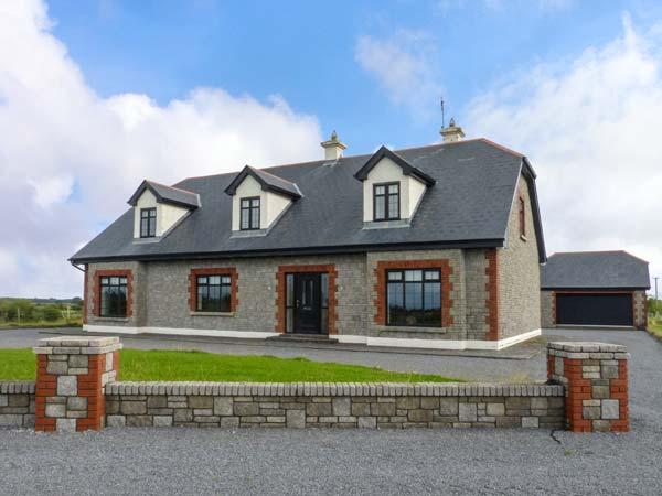 Holiday Cottage Reviews for Cloonacastle Cottage - Holiday Cottage in Ballinrobe, Mayo