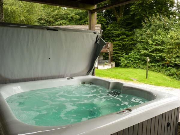 Holiday Cottage Reviews for Lodge 48 - Cottage Holiday in Woolsery, Devon