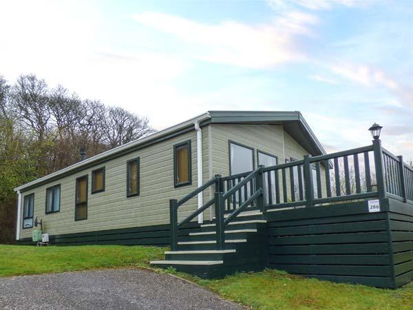 Holiday Cottage Reviews for Lake View Lodge - Self Catering Property in Newquay, Cornwall inc Scilly