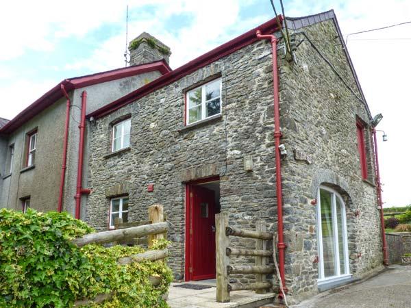 Holiday Cottage Reviews for Crud-y-Barcud - Cottage Holiday in Llanwrda, Carmarthenshire
