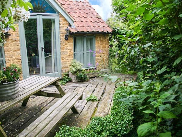Holiday Cottage Reviews for Idlers Cottage - Cottage Holiday in South Petherton, Somerset