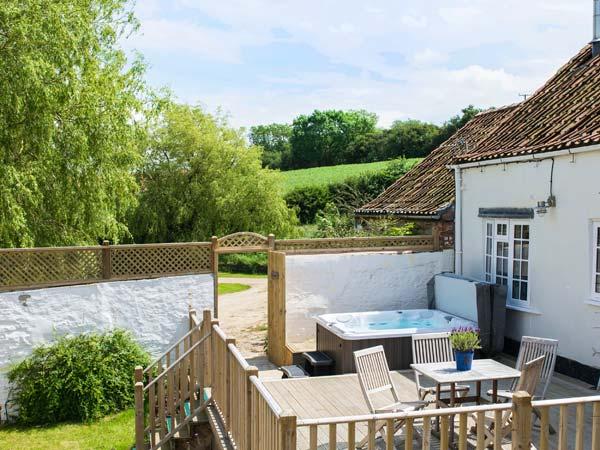 Holiday Cottage Reviews for Derwent Cottage - Self Catering in Malton, North Yorkshire