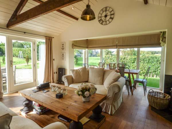 Holiday Cottage Reviews for The Coach House - Holiday Cottage in Sennen Cove, Cornwall inc Scilly