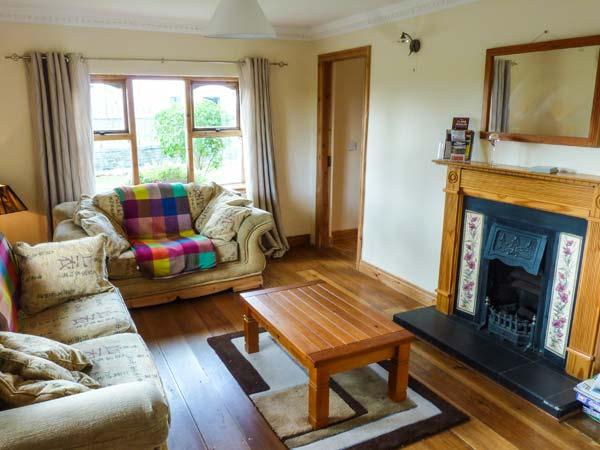 Holiday Cottage Reviews for Kirkby House - Cottage Holiday in Whitby, North Yorkshire