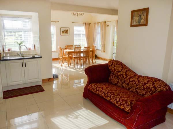 Holiday Cottage Reviews for Crusty Hills - Holiday Cottage in Ferryside, Carmarthenshire
