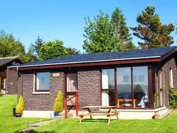 Holiday Cottage Reviews for 3 Bay Retreat Villas - Holiday Cottage in St Merryn, Cornwall inc Scilly