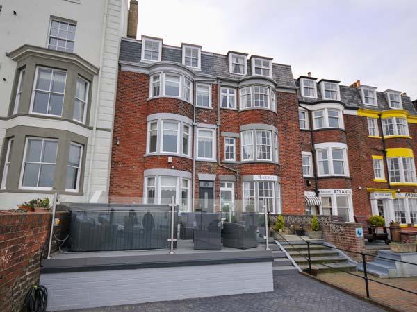 Holiday Cottage Reviews for Queen's Cliff - Holiday Cottage in Scarborough, North Yorkshire