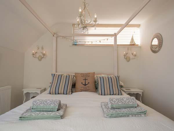 Holiday Cottage Reviews for The Spires - Self Catering in Scarborough, North Yorkshire