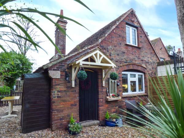 Holiday Cottage Reviews for The Cottage - Holiday Cottage in Fishbourne, Isle of Wight