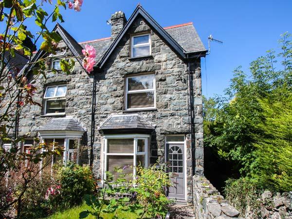 Holiday Cottage Reviews for Meirion House - Holiday Cottage in Llanbedr, Gwynedd