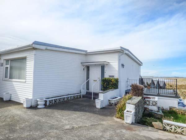Holiday Cottage Reviews for Rivendell - Holiday Cottage in Rhosneigr, Isle of Anglesey