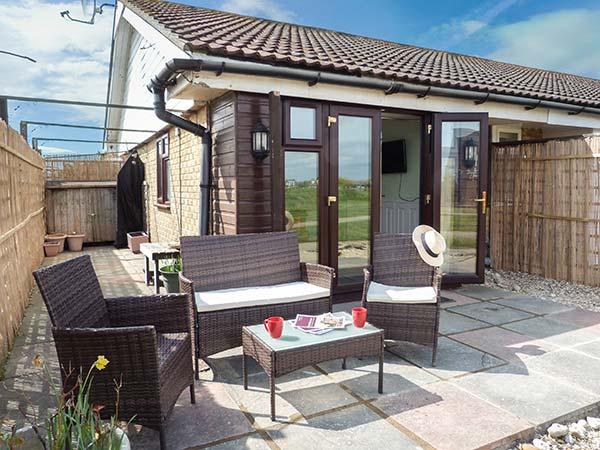 Holiday Cottage Reviews for 45H Medmerry Park Holiday Park - Cottage Holiday in Earnley , West Sussex