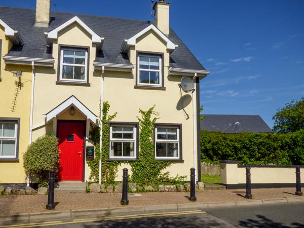 Holiday Cottage Reviews for No 17 Mountain Dale - Cottage Holiday in Kinlough, Leitrim