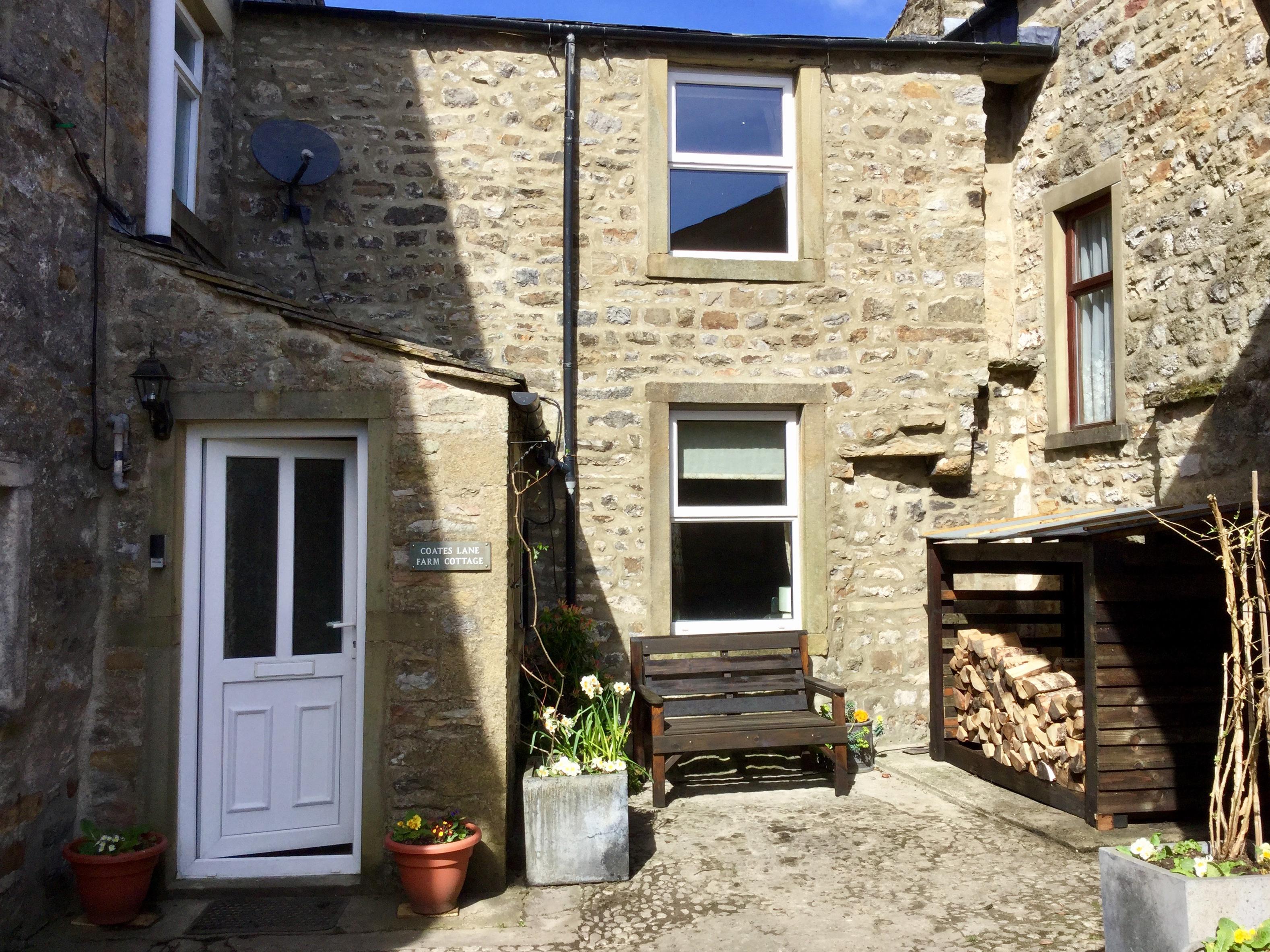 Holiday Cottage Reviews for Coates Lane Farm Cottage - Self Catering in Starbotton, North Yorkshire