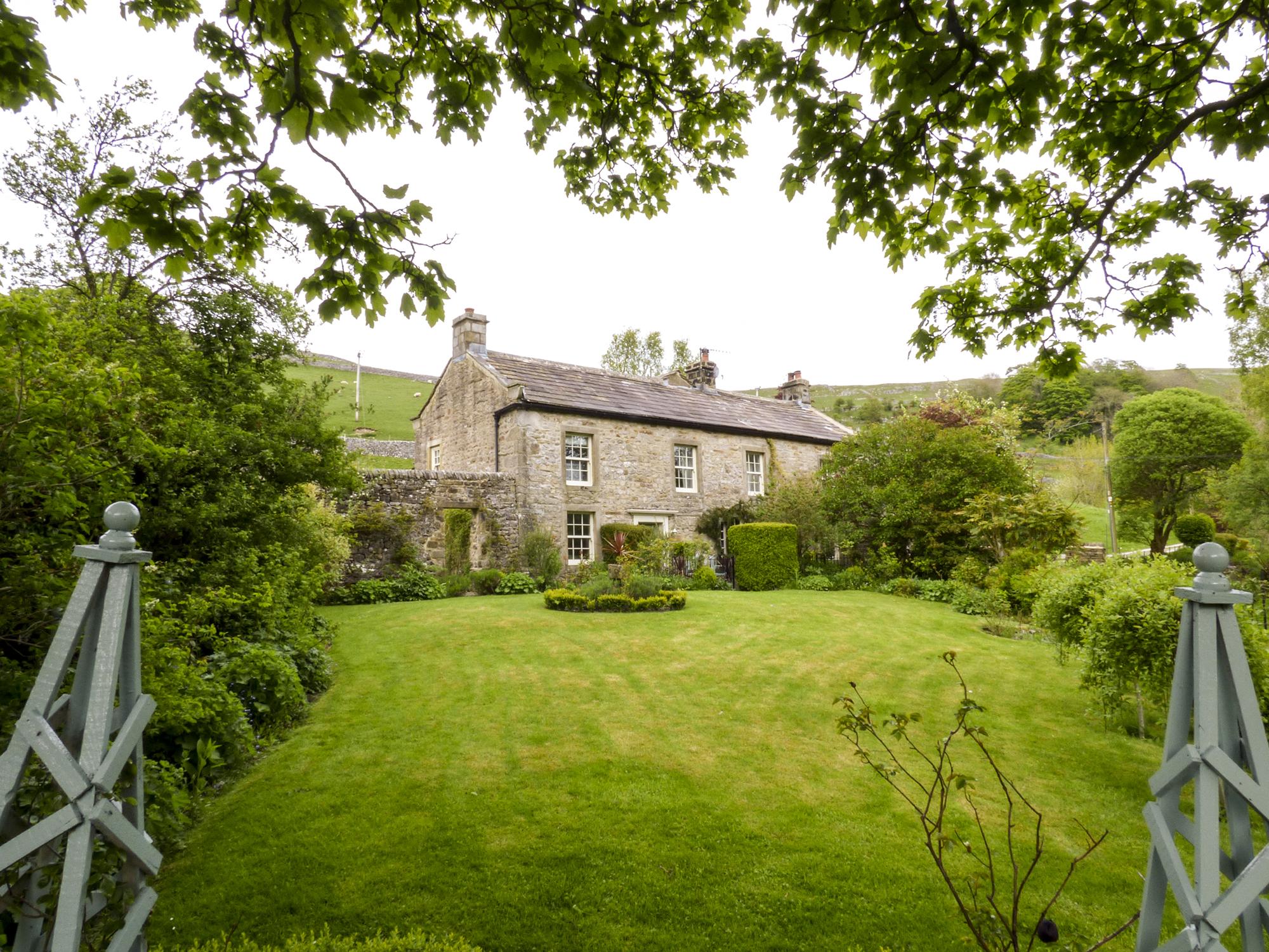 Holiday Cottage Reviews for Hilltop House - Self Catering in Starbotton, North Yorkshire