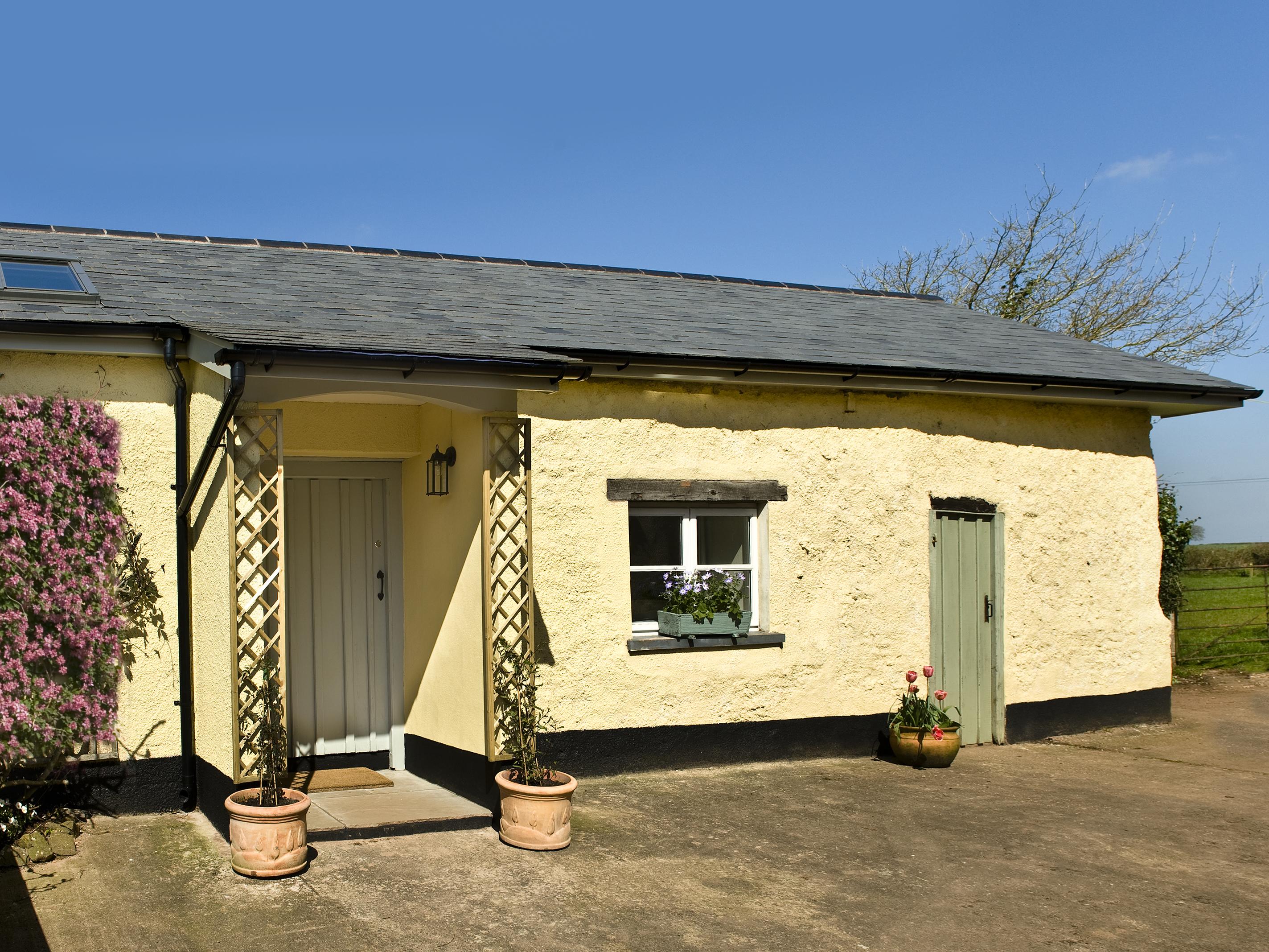 Holiday Cottage Reviews for Little Barn - Holiday Cottage in Crediton, Devon