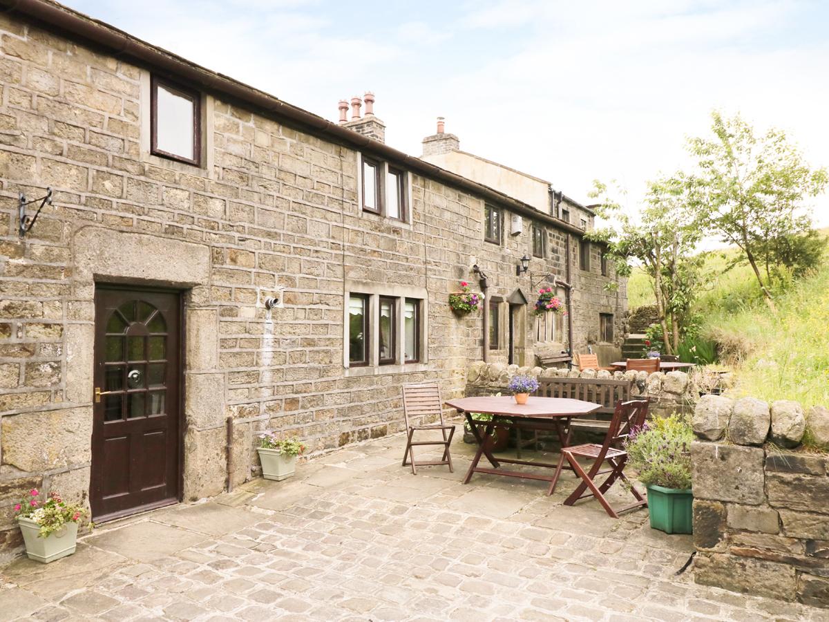 Holiday Cottage Reviews for True Well Hall Barn Cottage - Holiday Cottage in Bradford, West Yorkshire