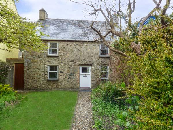 Holiday Cottage Reviews for Court House - Self Catering in Solva, Pembrokeshire