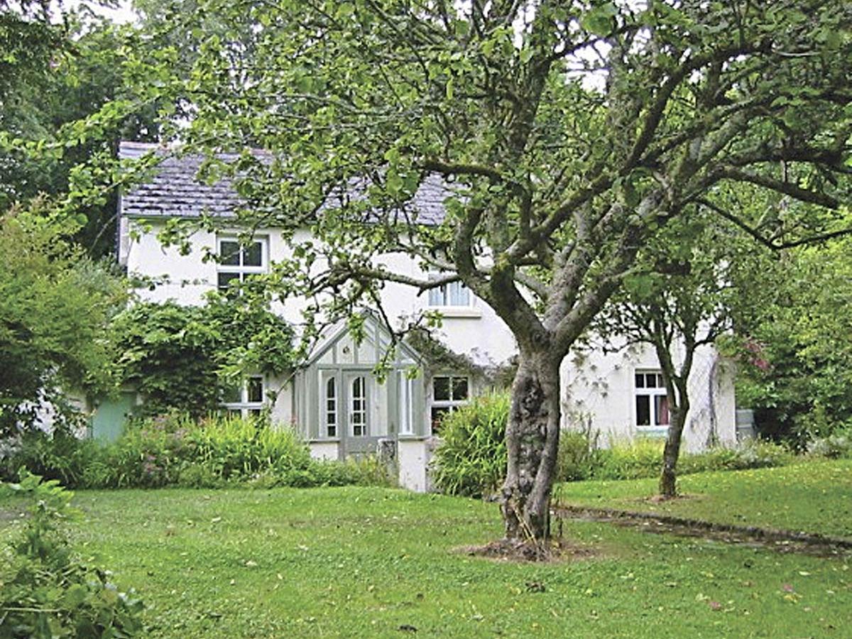Holiday Cottage Reviews for Little Trevean - Holiday Cottage in Coverack, Cornwall inc Scilly
