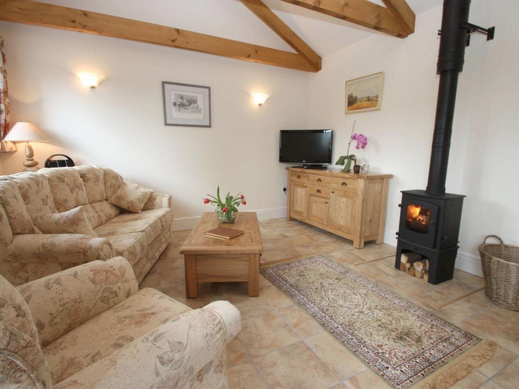Holiday Cottage Reviews for Byre - Holiday Cottage in Lostwithiel, Cornwall inc Scilly