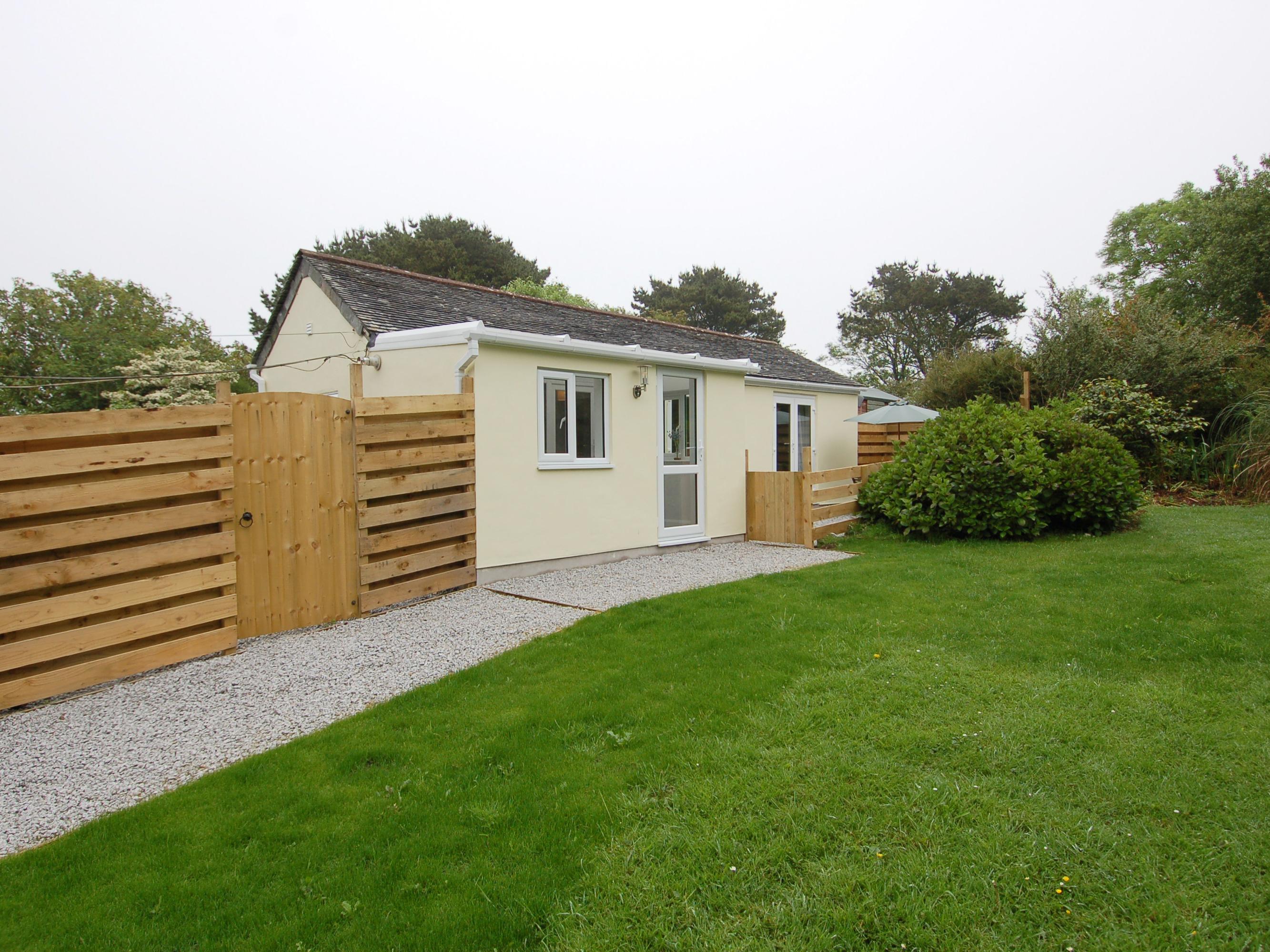 Holiday Cottage Reviews for Garden Cottage - Holiday Cottage in St Just, Cornwall inc Scilly