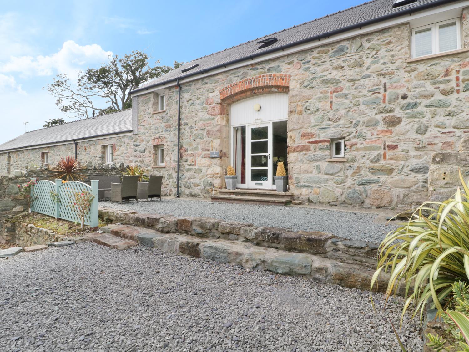 Holiday Cottage Reviews for The Granary - Holiday Cottage in Newborough, Isle of Anglesey