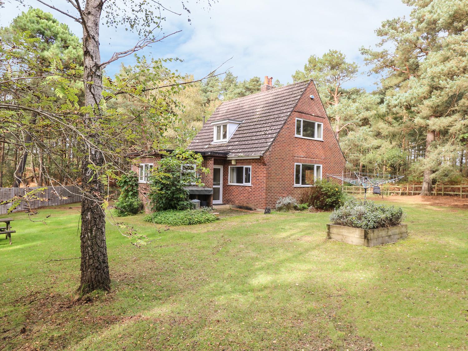 Holiday Cottage Reviews for The Chalet - Holiday Cottage in Ringwood, Hampshire