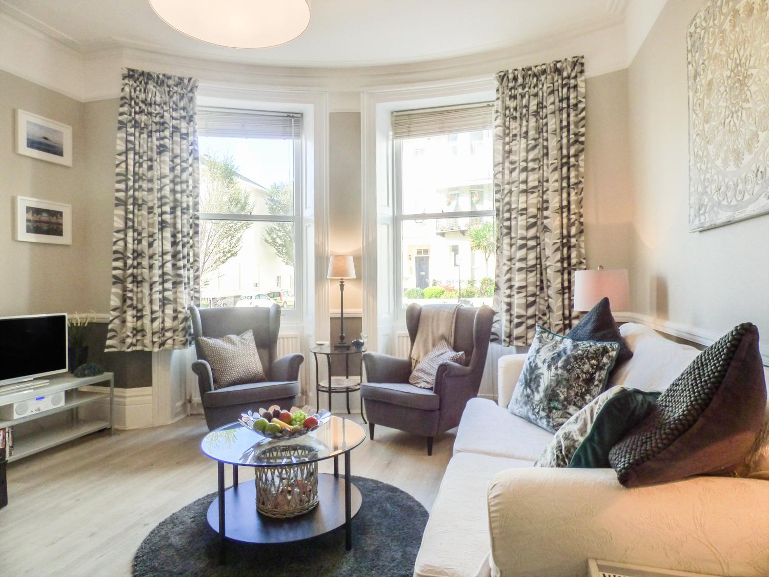 Holiday Cottage Reviews for Number 10 - Holiday Cottage in Brighton, East Sussex