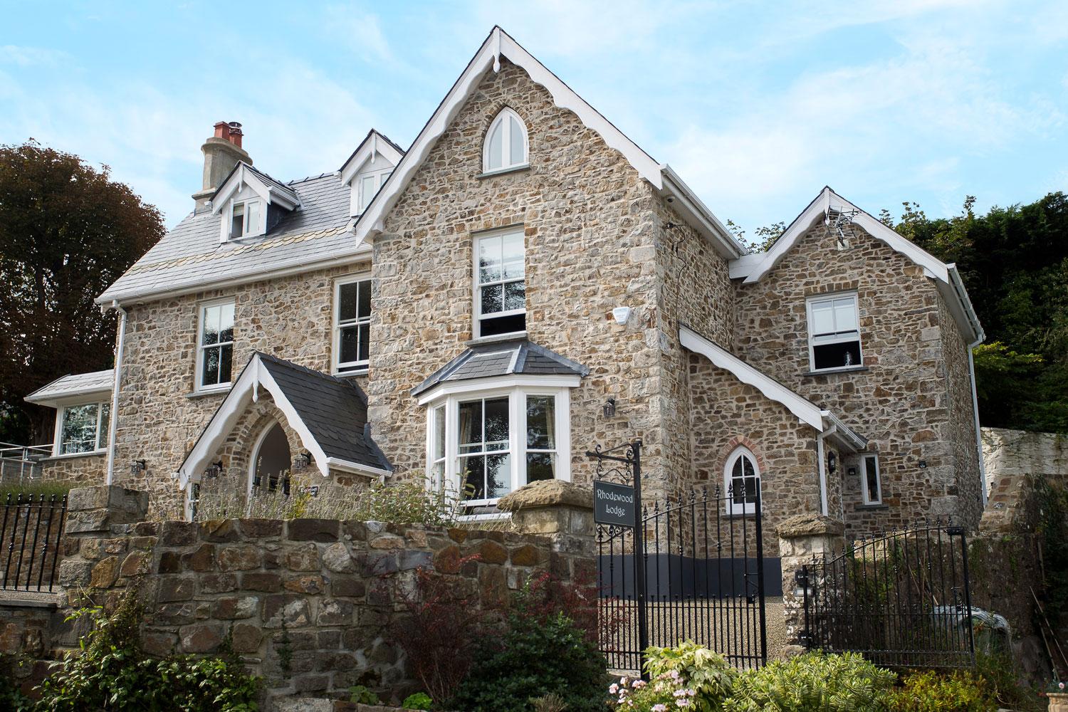 Holiday Cottage Reviews for Rhodewood Lodge - Self Catering in Saundersfoot, Pembrokeshire