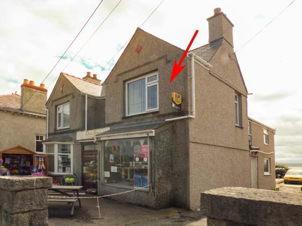 Holiday Cottage Reviews for Hyfrydle Apartment - Holiday Cottage in Moelfre, Isle of Anglesey