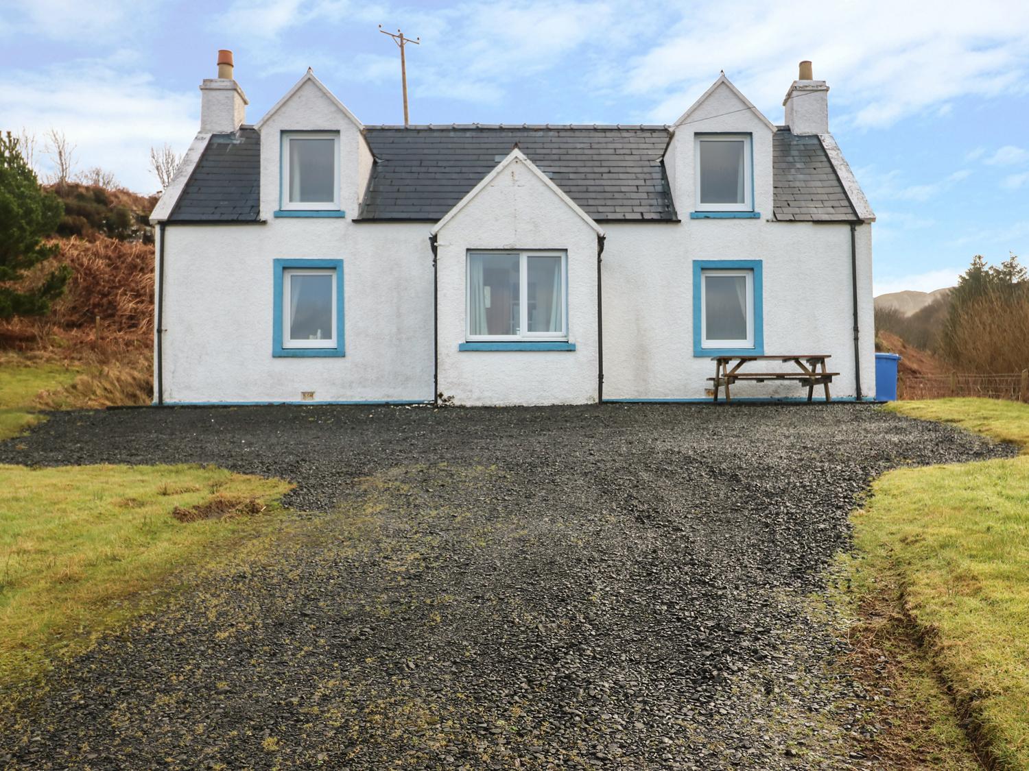 Holiday Cottage Reviews for Bayview House - Holiday Cottage in Carbost, Highlands