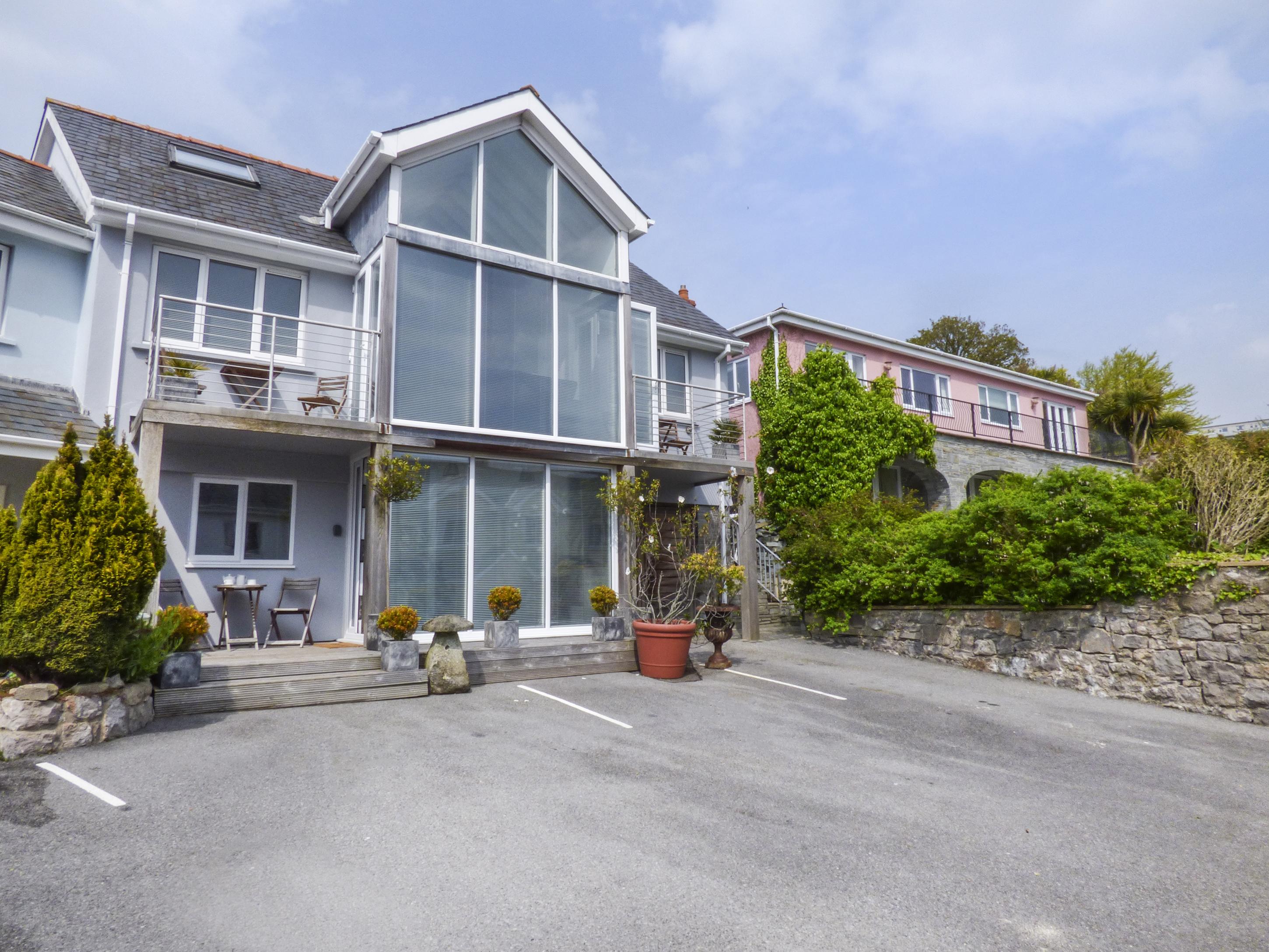 Holiday Cottage Reviews for The Mushroom House - Holiday Cottage in Tenby, Pembrokeshire