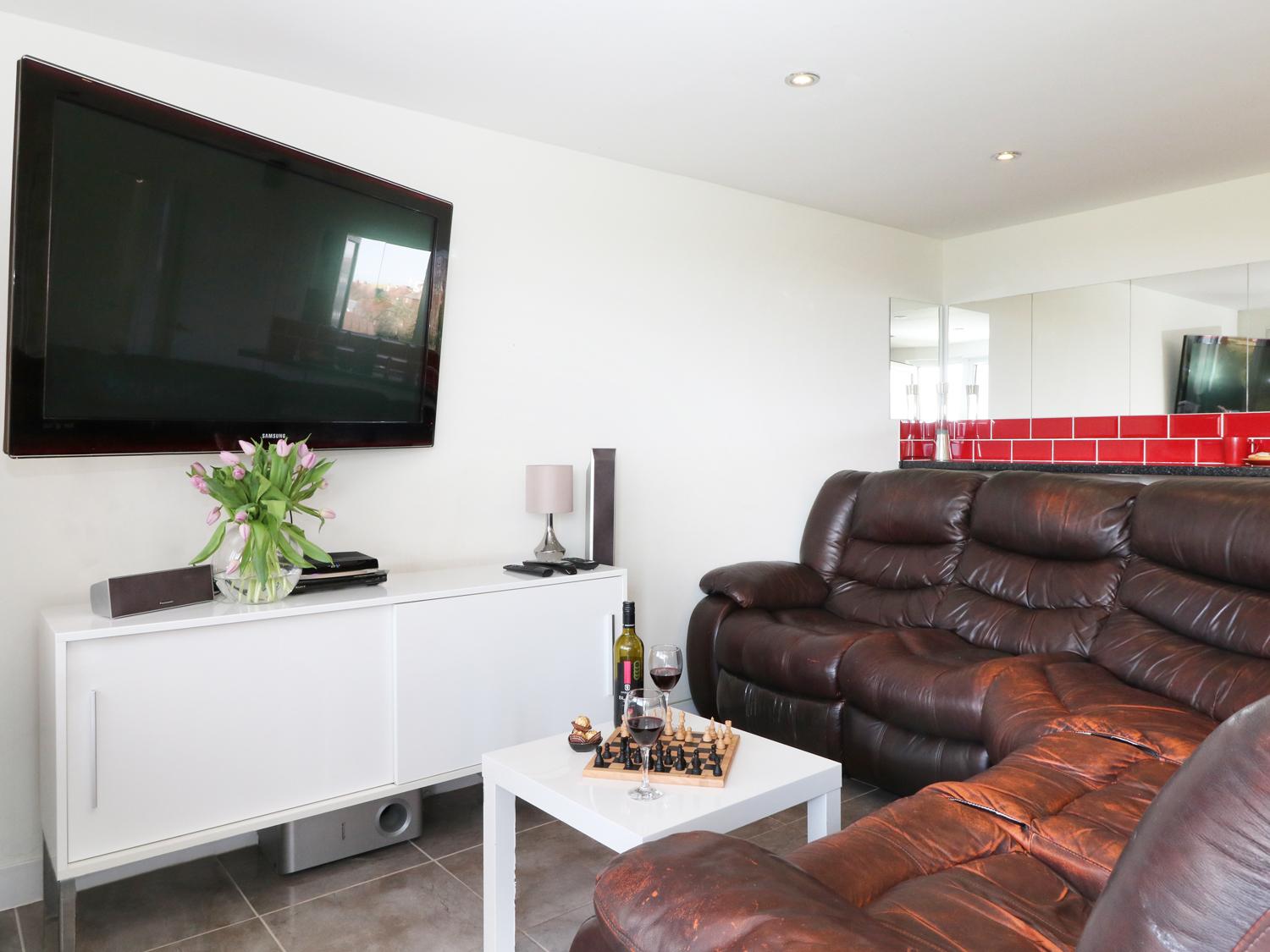 Holiday Cottage Reviews for Kiming Apartment - Holiday Cottage in Bude, Cornwall inc Scilly