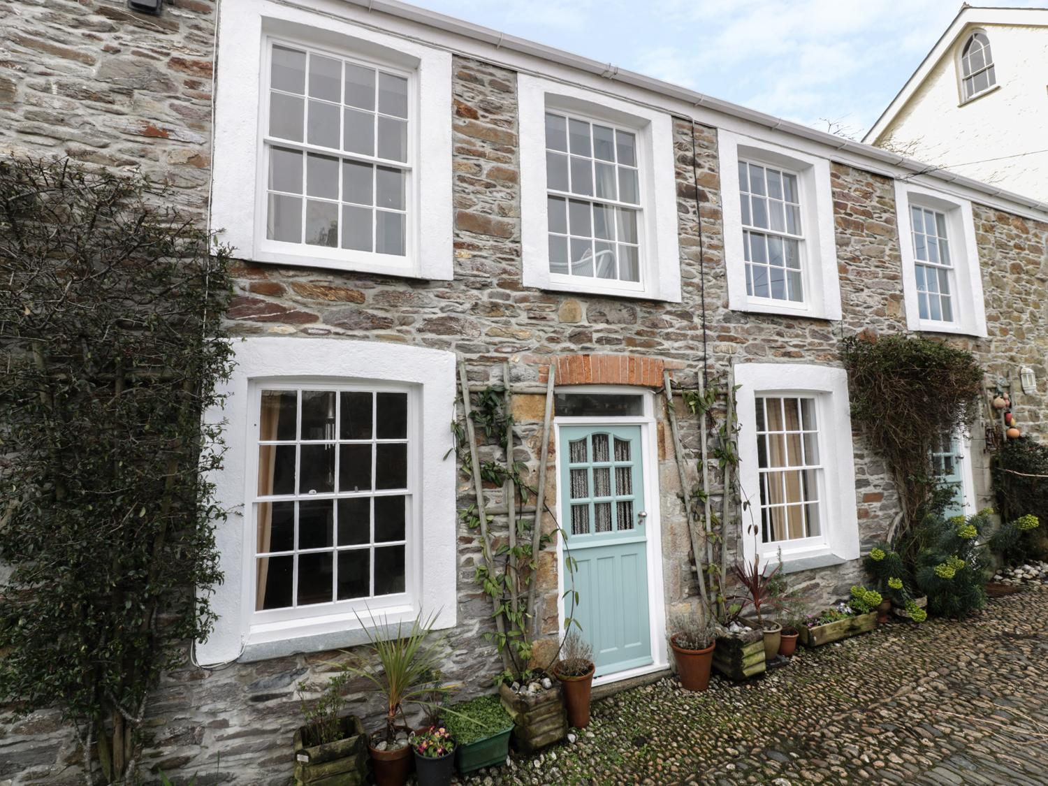Holiday Cottage Reviews for 4 Elm Terrace - Self Catering Property in Mevagissey, Cornwall inc Scilly