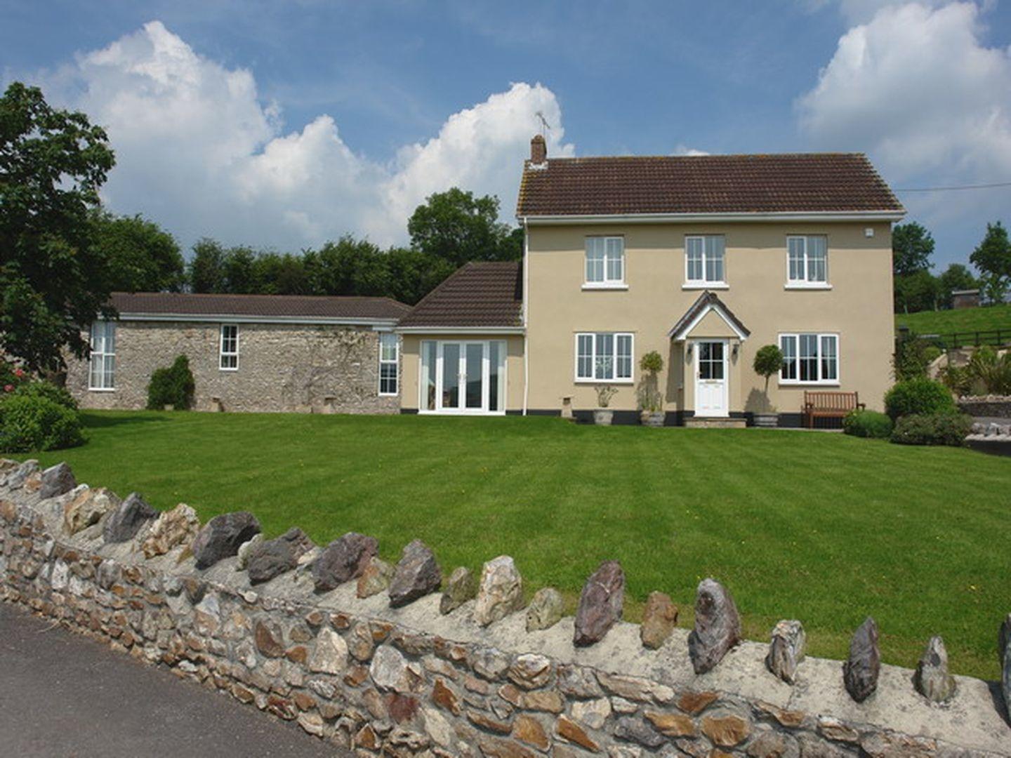Holiday Cottage Reviews for Lower Wadden Farmhouse and Annexe - Holiday Cottage in Southleigh, Devon