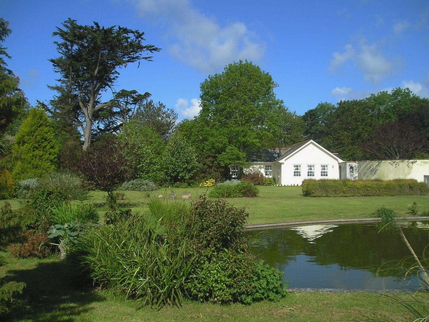 Charlton Lodge