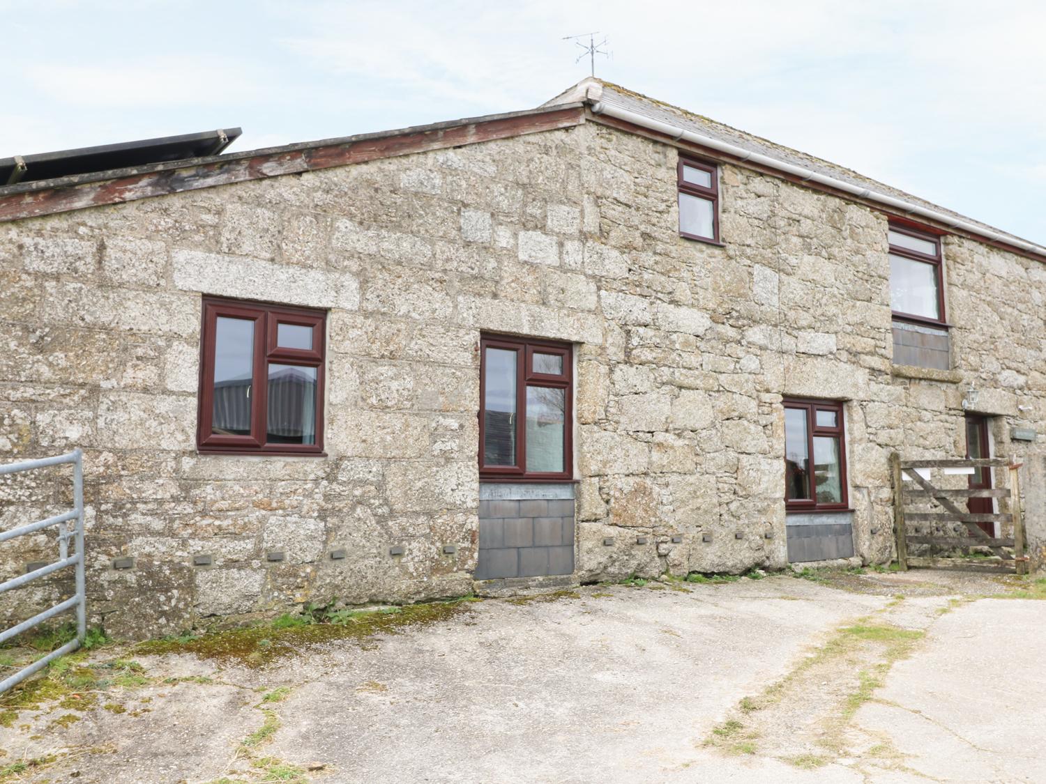 Holiday Cottage Reviews for Foxes - Holiday Cottage in Lanivet, Cornwall inc Scilly