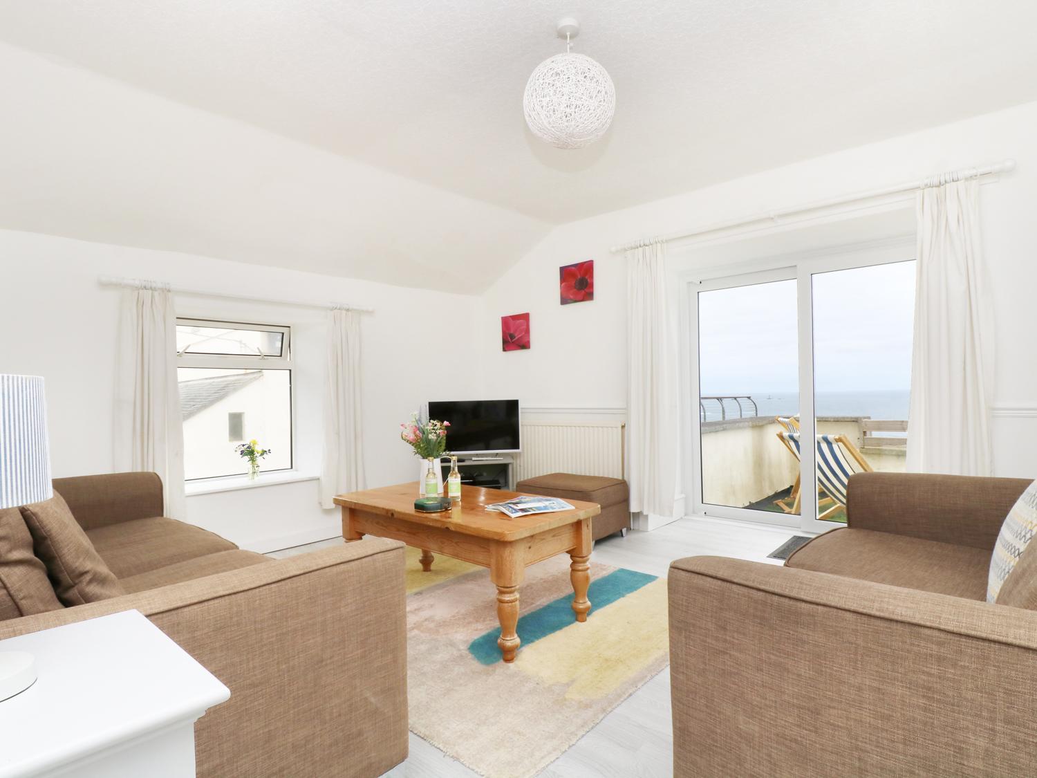Holiday Cottage Reviews for The Coach House - Holiday Cottage in Sennen Cove, Cornwall inc Scilly