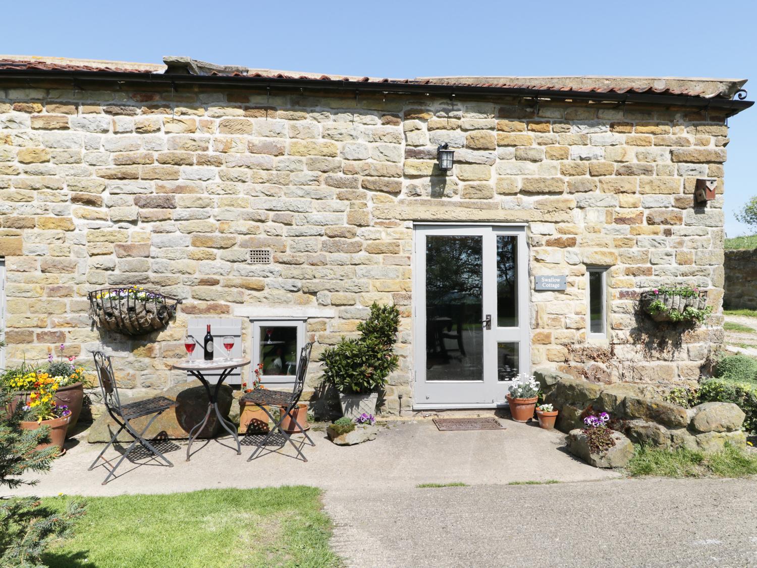 Holiday Cottage Reviews for Swallow Cottage - Holiday Cottage in Staintondale, North Yorkshire