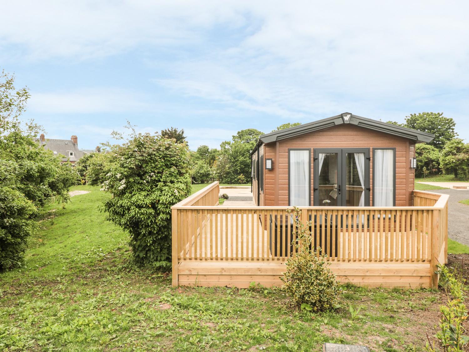 Holiday Cottage Reviews for Holly Lodge - Holiday Cottage in Hinderwell, North Yorkshire