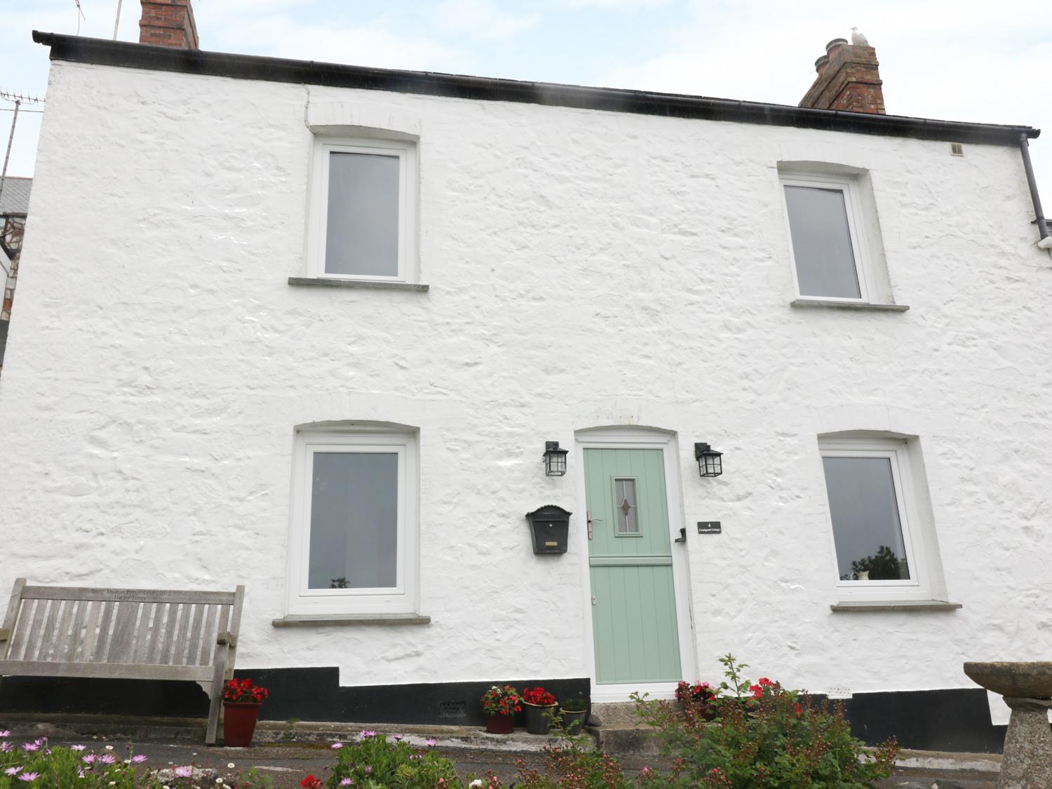 Holiday Cottage Reviews for 4 Coastguard Cottages - Self Catering in Coverack, Cornwall inc Scilly
