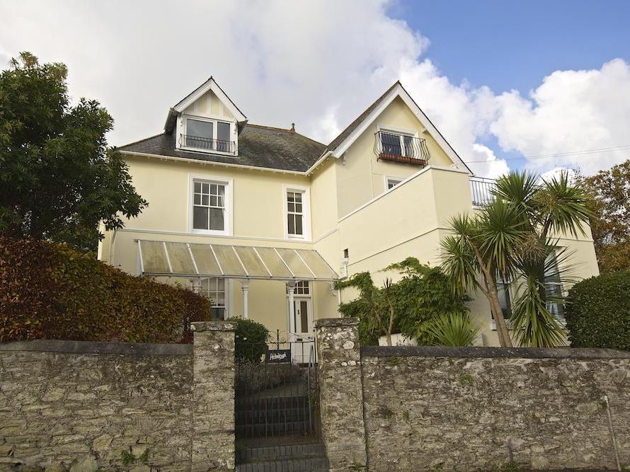 1 Holmleigh