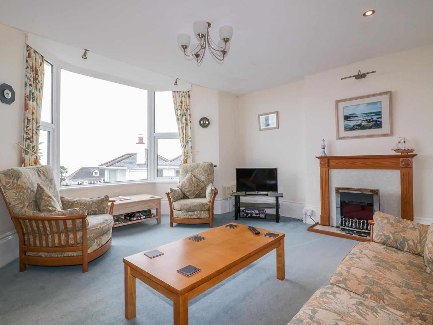 Holiday Cottage Reviews for Yellow Sands Apartment 4 - Holiday Cottage in Padstow, Cornwall Inc Scilly