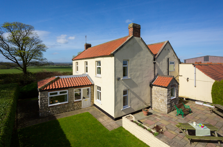 Holiday Cottage Reviews for The Farmhouse - Self Catering in Bedale, North Yorkshire