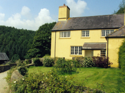 Panteg Old Farmhouse (1550)